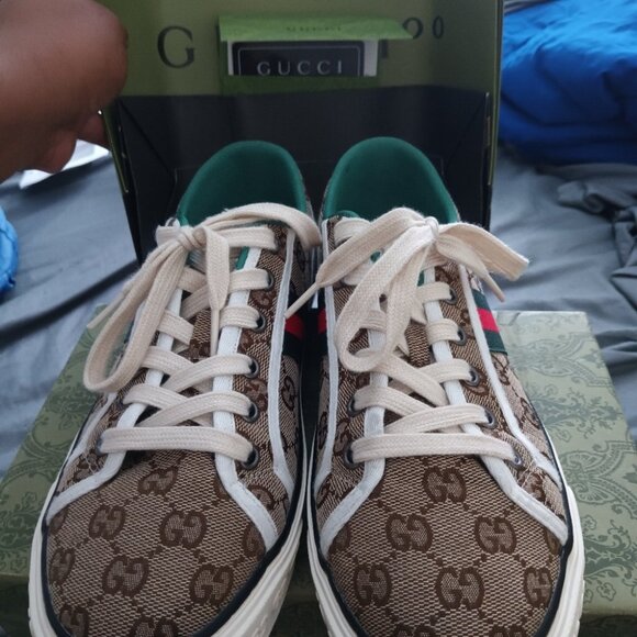 Gucci Tan Winter Rain Boots with Iconic Design - Picture 3 of 4